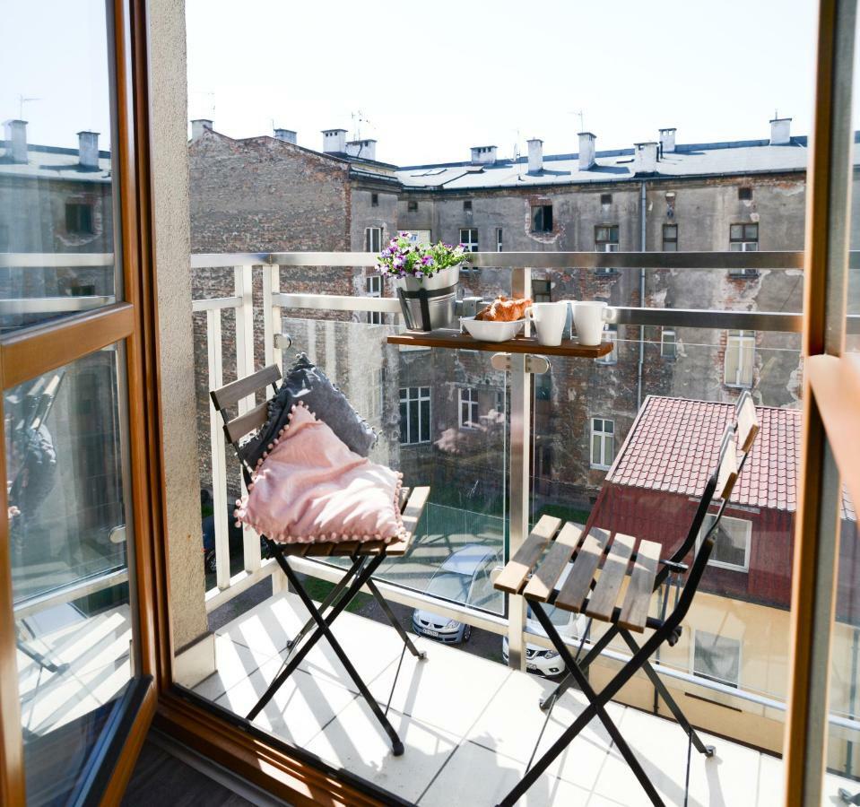 Vinyl Apartment Old Town Kraków Exteriör bild